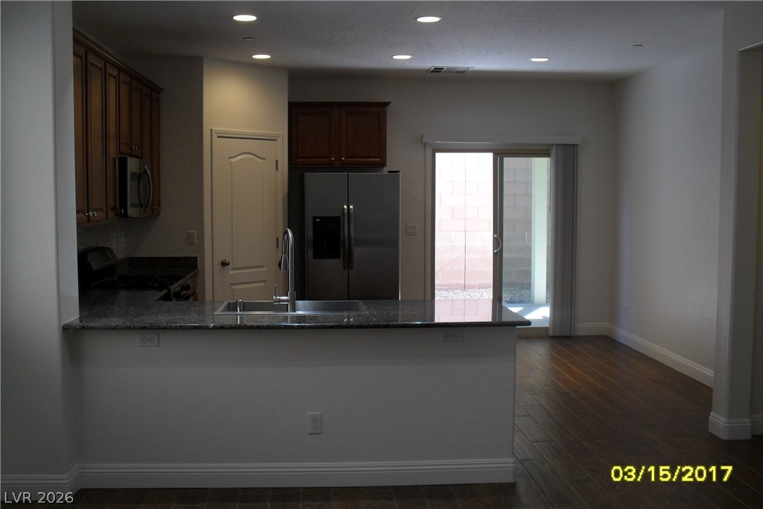 1023 Valley Light Avenue Property Photo 3