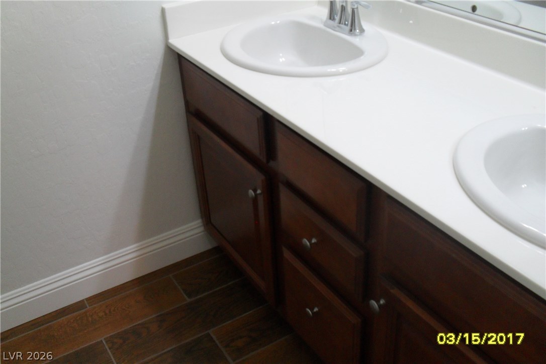 1023 Valley Light Avenue Property Photo 12