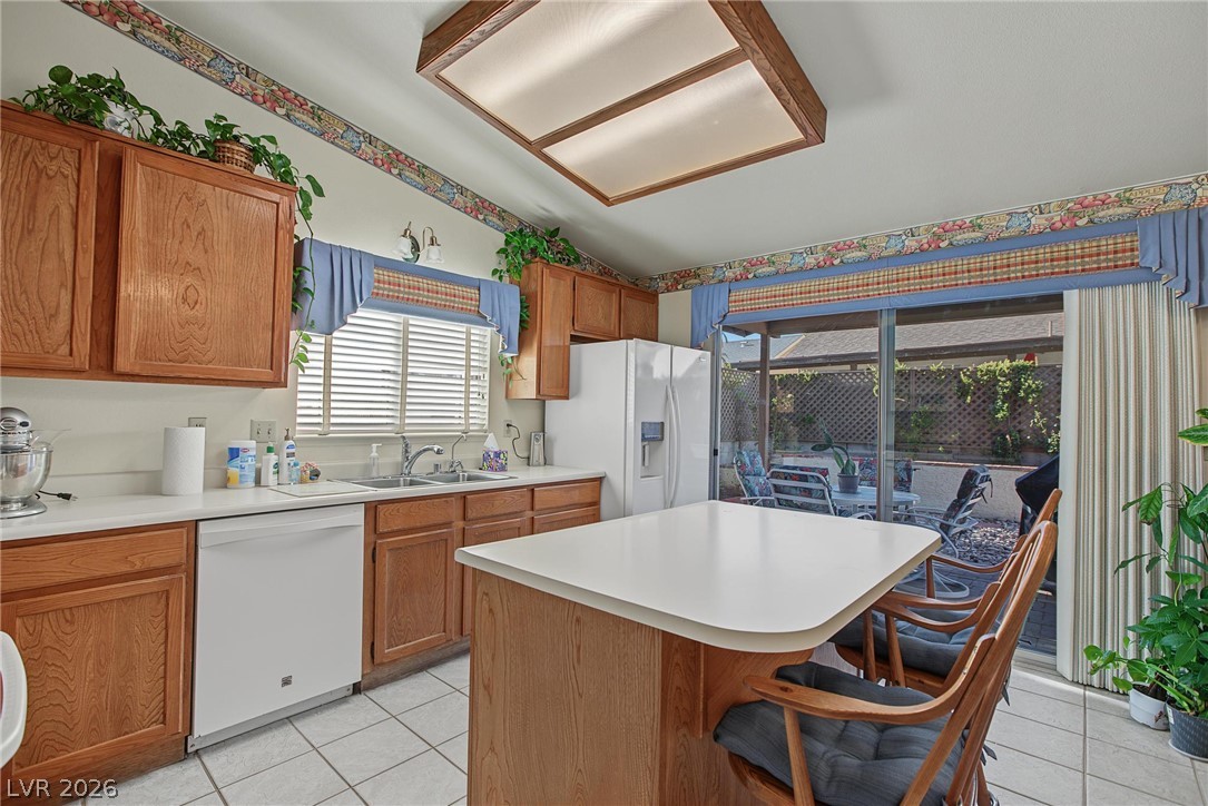 6333 Copperfield Avenue Property Photo 16
