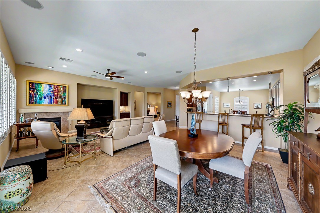 2204 Canyonville Drive Property Photo 13