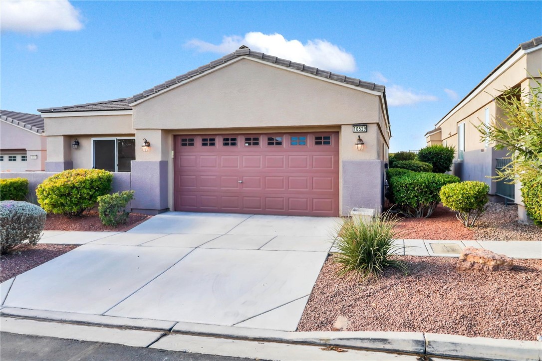 10529 India Hawthorn Avenue Property Photo 3