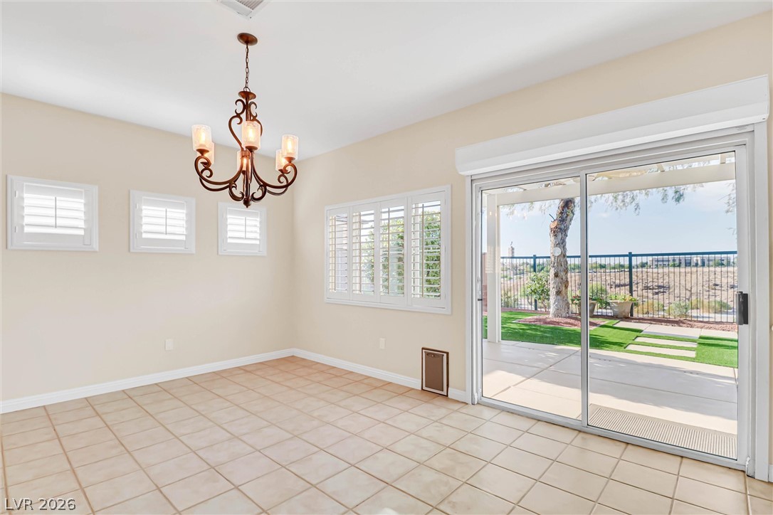 10529 India Hawthorn Avenue Property Photo 14