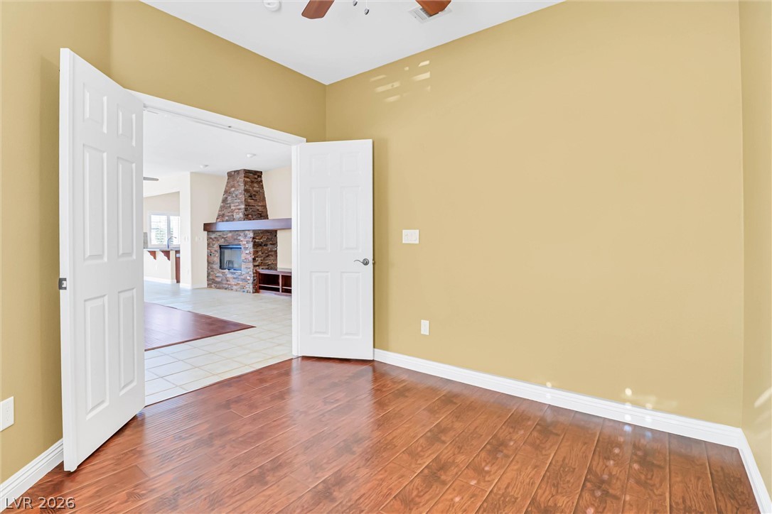 10529 India Hawthorn Avenue Property Photo 17