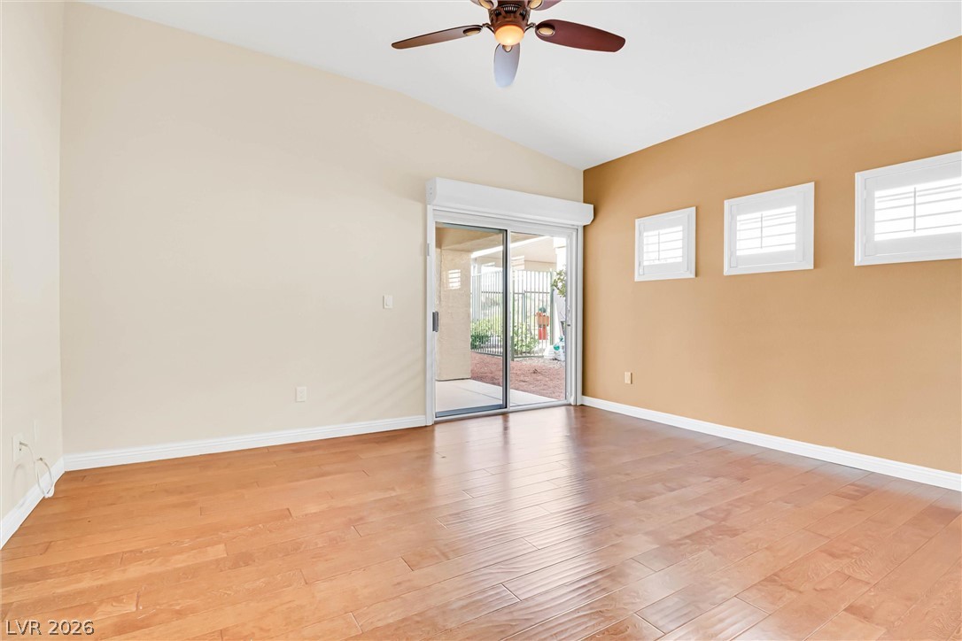 10529 India Hawthorn Avenue Property Photo 21