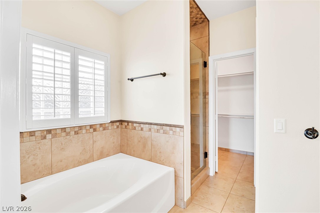 10529 India Hawthorn Avenue Property Photo 24