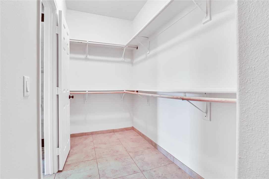 10529 India Hawthorn Avenue Property Photo 25