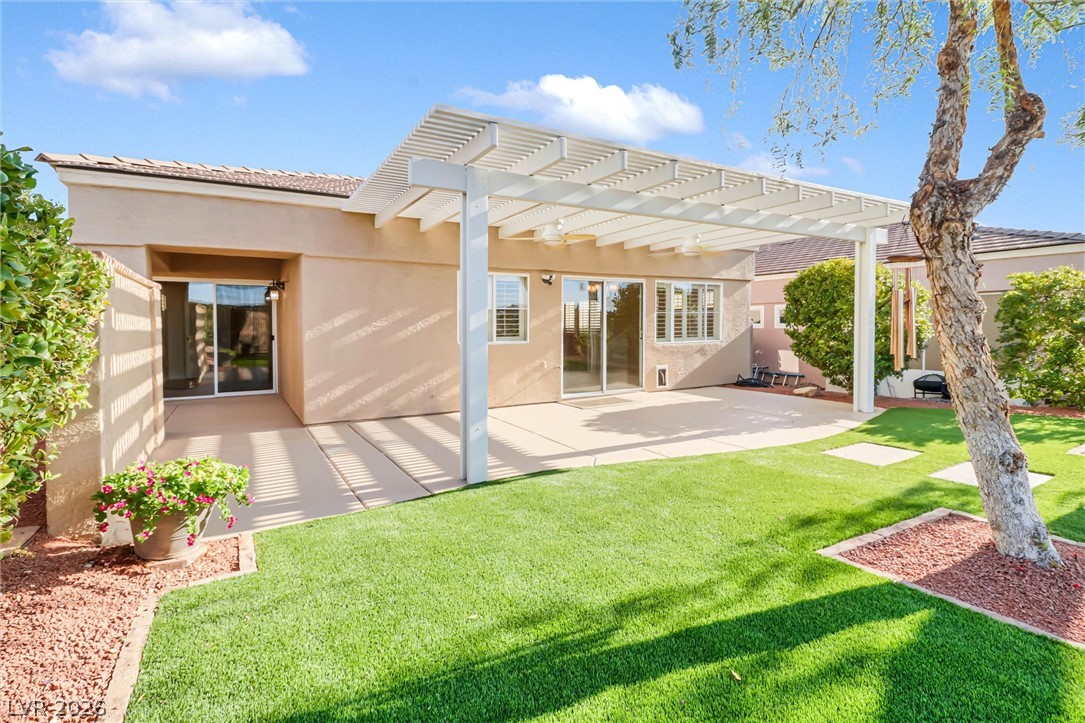 10529 India Hawthorn Avenue Property Photo 38