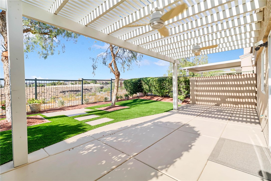 10529 India Hawthorn Avenue Property Photo 39