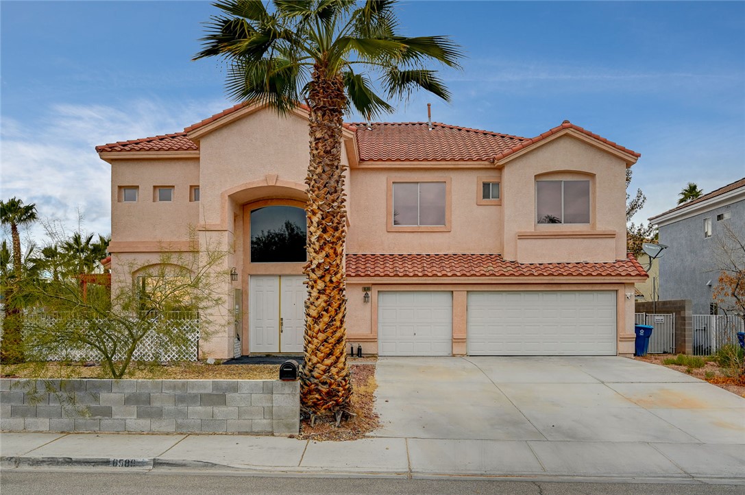 6586 West Diablo Drive Property Photo 1