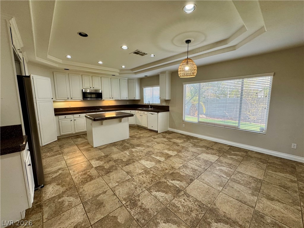 6586 West Diablo Drive Property Photo 11