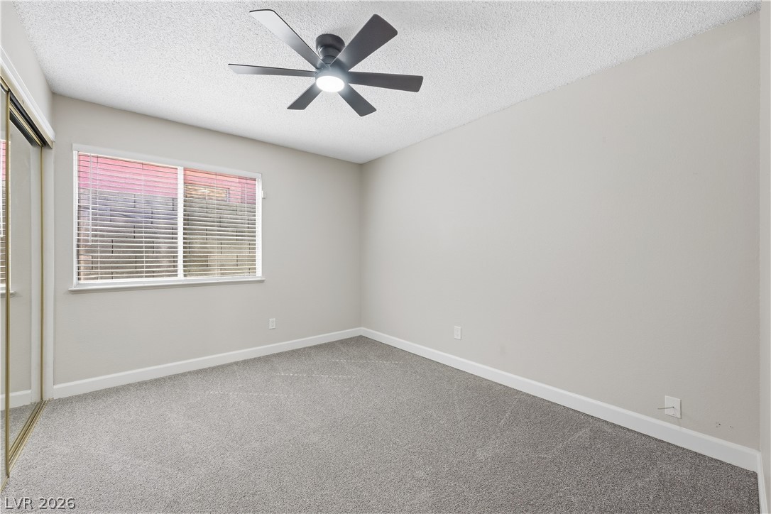 9817 Cross Creek Way Property Photo 24