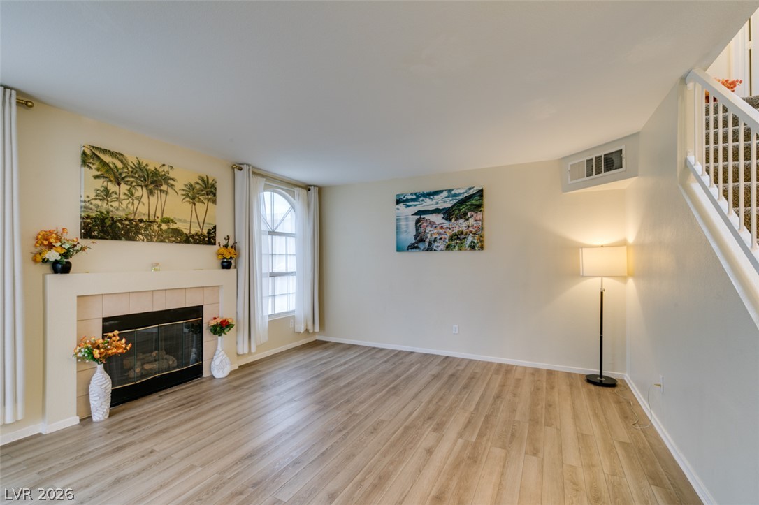 684 Harbor Mist Avenue Property Photo 6
