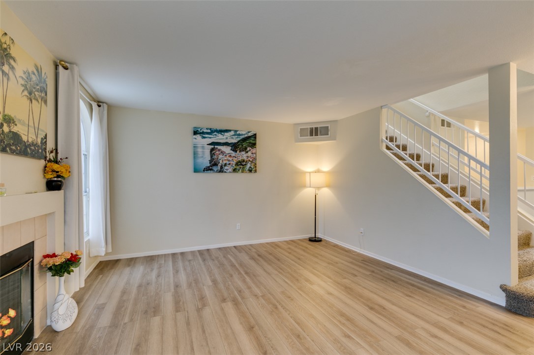 684 Harbor Mist Avenue Property Photo 8