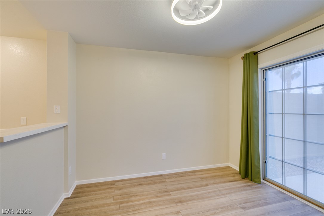 684 Harbor Mist Avenue Property Photo 17