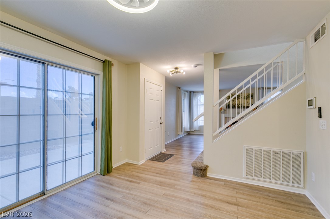 684 Harbor Mist Avenue Property Photo 20