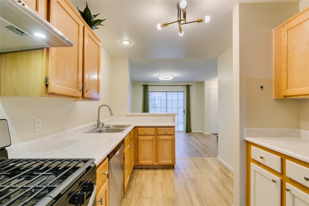 684 Harbor Mist Avenue Property Photo 28