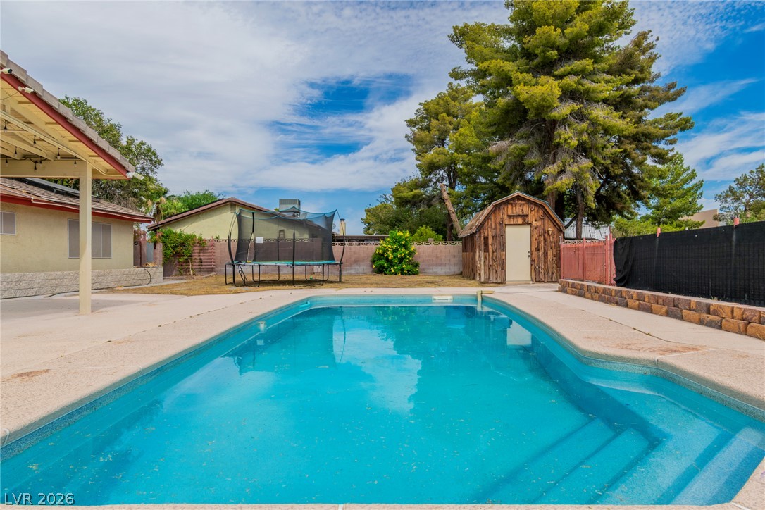 4041 Jory Trail Property Photo 10