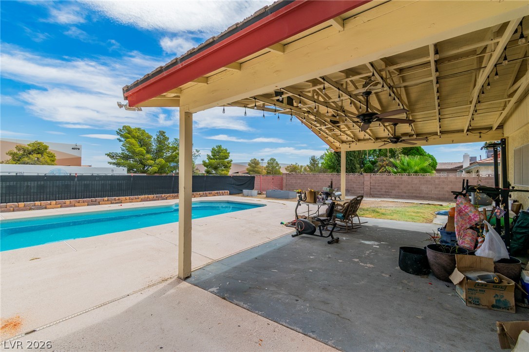 4041 Jory Trail Property Photo 14