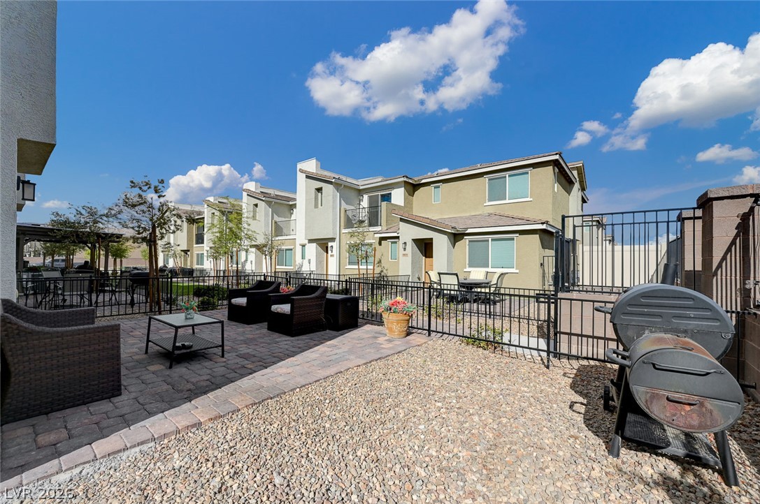 6804 Satin Silver Court Property Photo 9