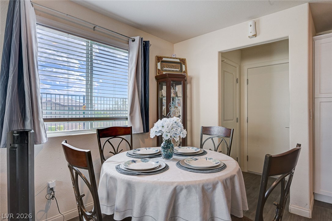 6804 Satin Silver Court Property Photo 11