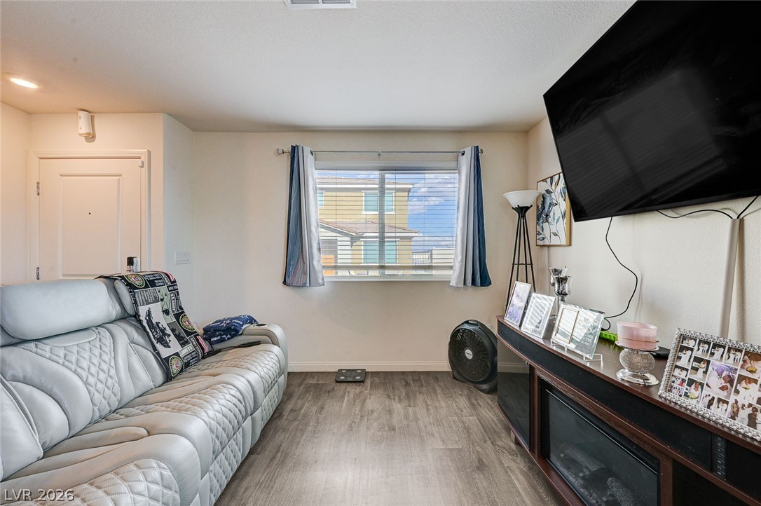6804 Satin Silver Court Property Photo 12