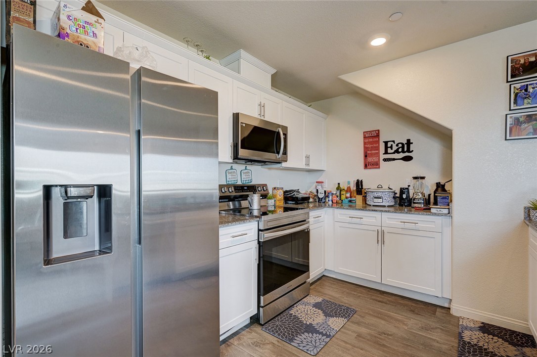 6804 Satin Silver Court Property Photo 16