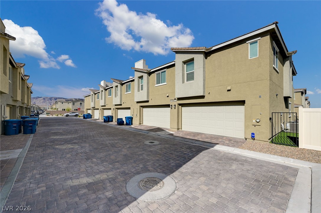 6804 Satin Silver Court Property Photo 40