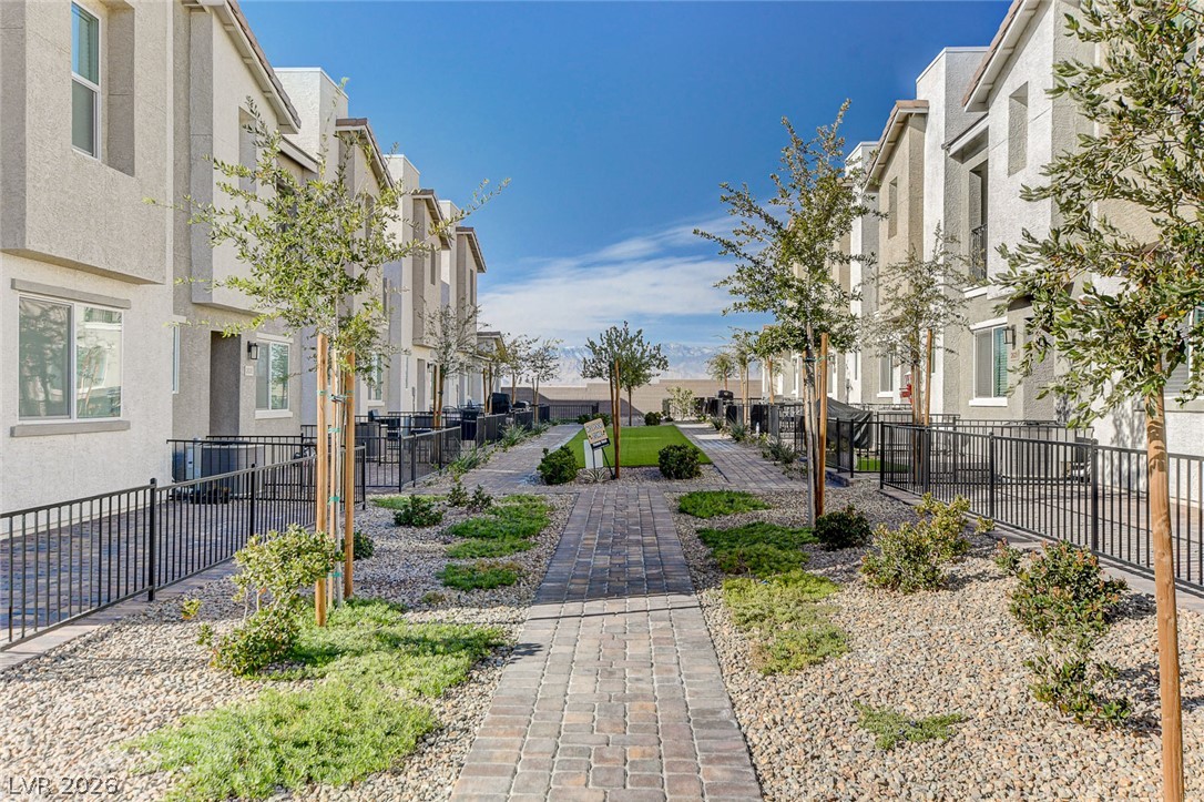 6804 Satin Silver Court Property Photo 43