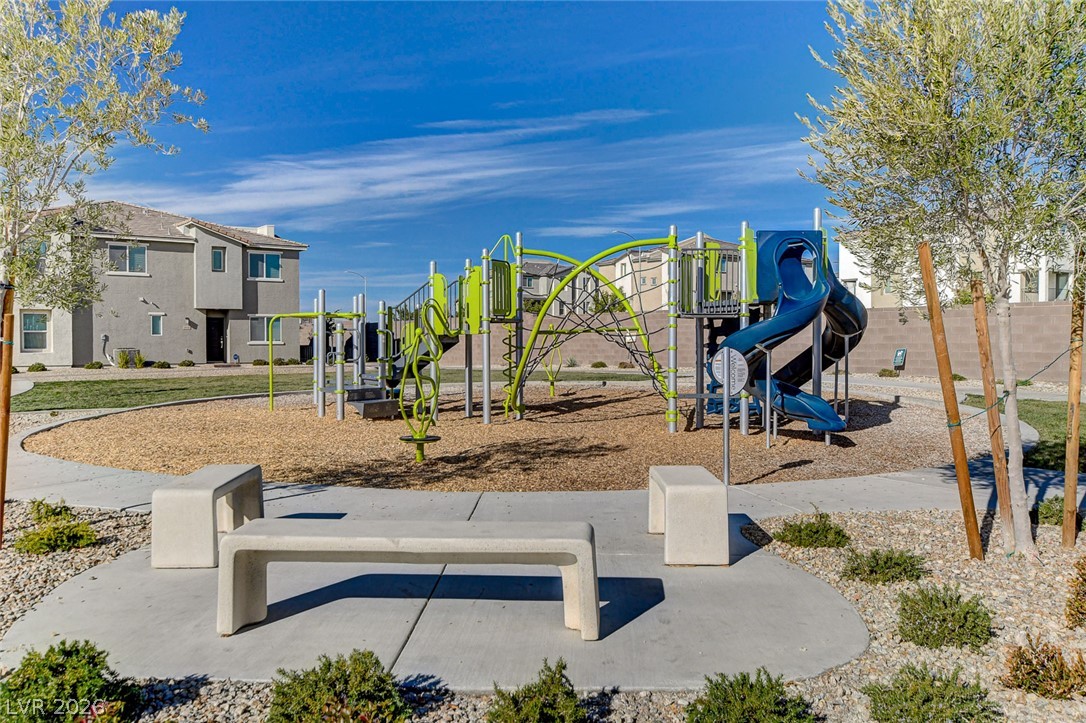 6804 Satin Silver Court Property Photo 44