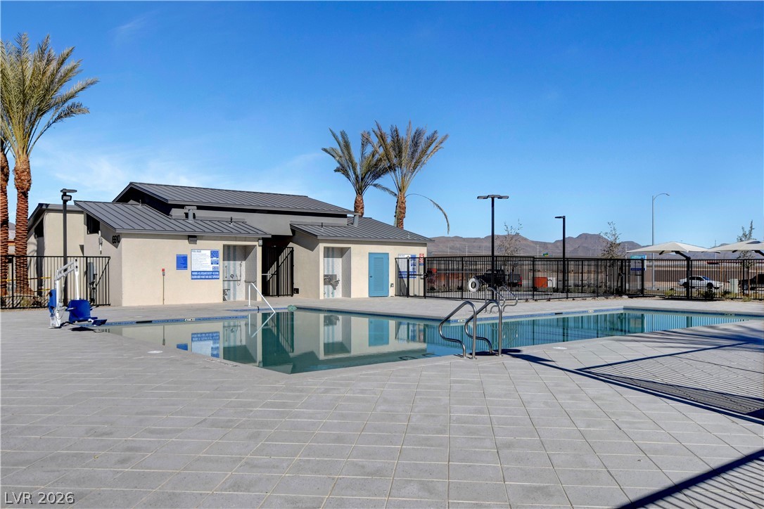 6804 Satin Silver Court Property Photo 47
