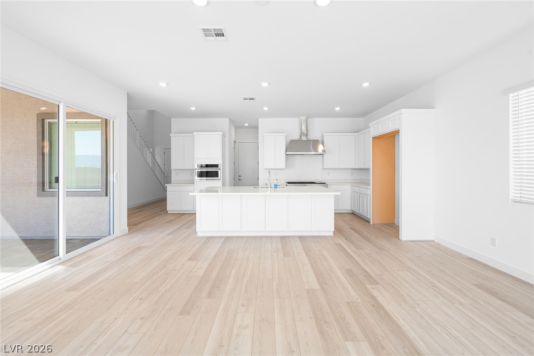 9992 Decano Ridge Street Property Photo 3
