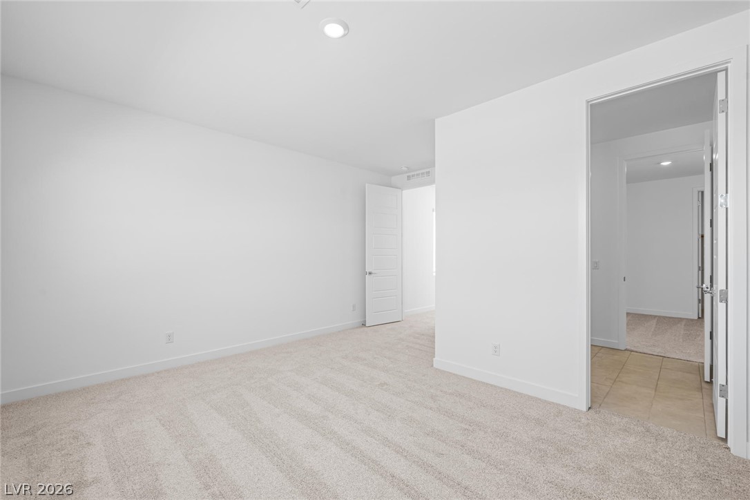 9992 Decano Ridge Street Property Photo 17