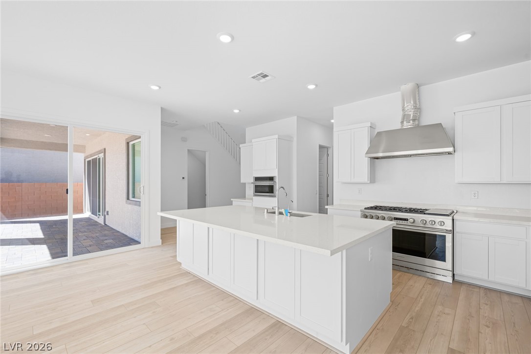 9992 Decano Ridge Street Property Photo 25
