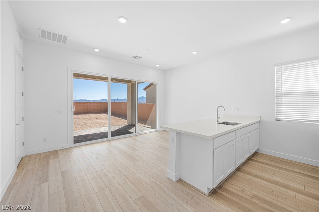 9992 Decano Ridge Street Property Photo 33