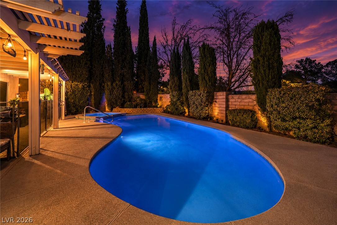 2812 Deep Water Circle Property Photo 3
