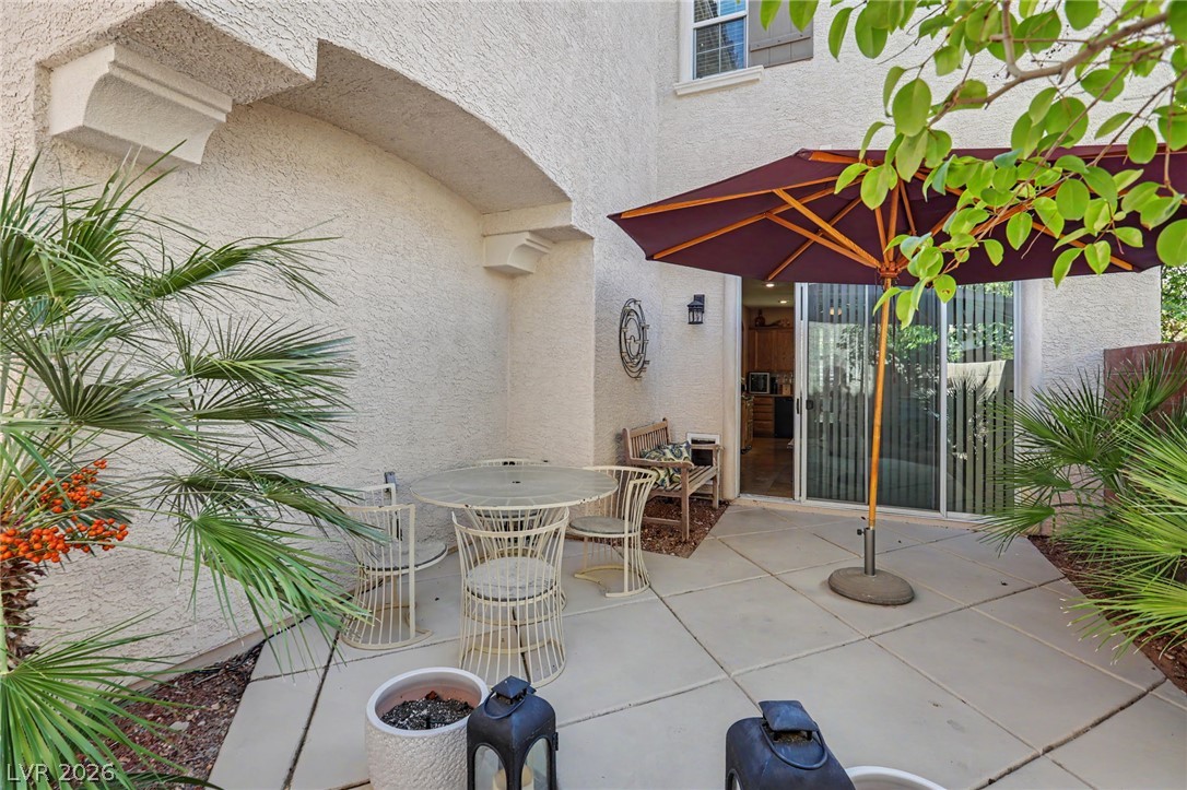 2150 Cast Pebble Drive Property Photo 18