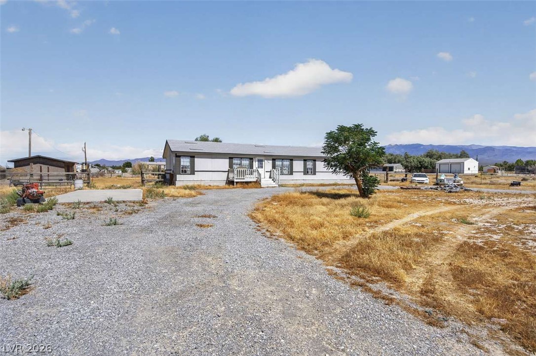 4460 Savoy Boulevard Property Photo 4