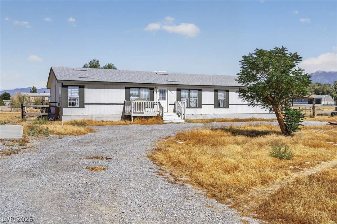 4460 Savoy Boulevard Property Photo 5