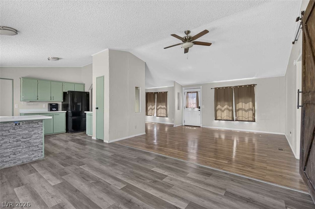 4460 Savoy Boulevard Property Photo 11