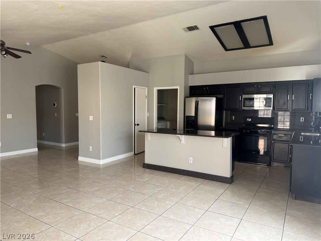 5033 Vista Del Rancho Way Property Photo 4