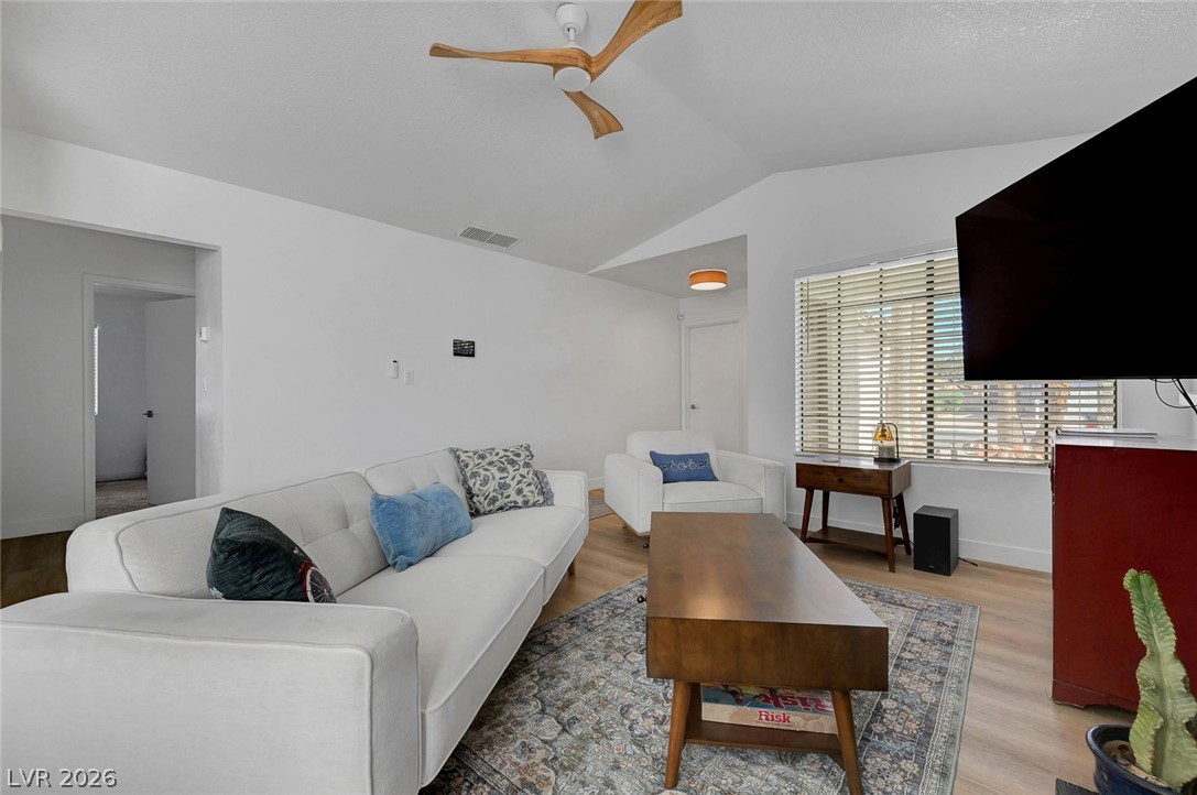 2547 Wolverton Avenue Property Photo 7