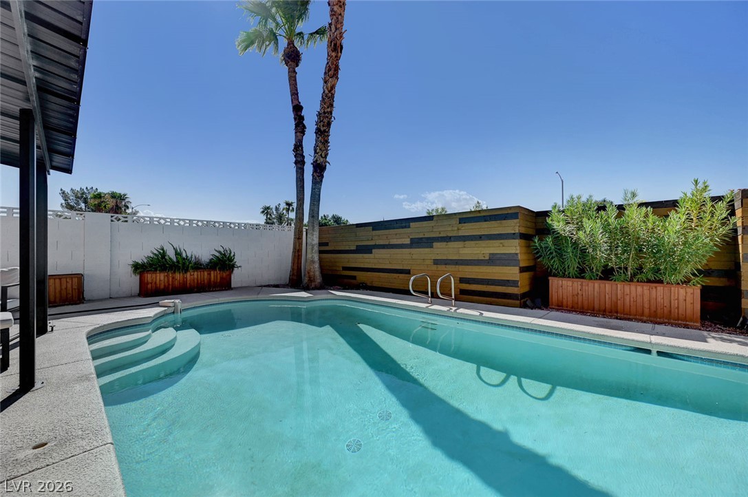 2547 Wolverton Avenue Property Photo 47