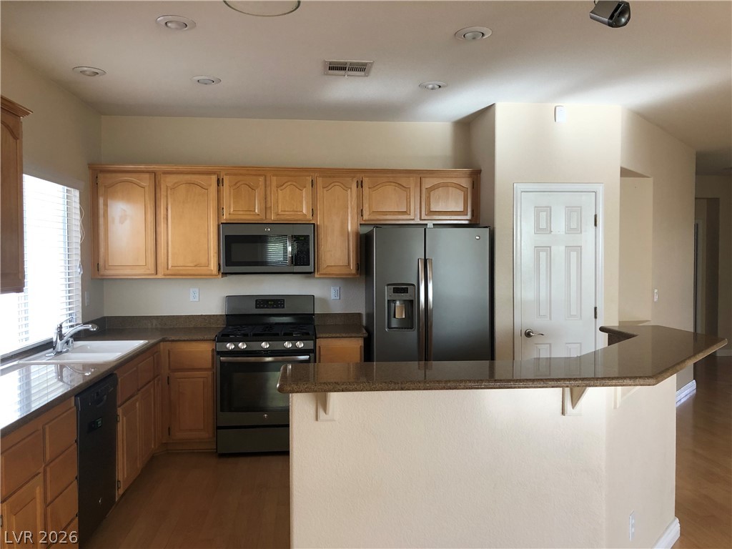 1012 Royal Birch Lane Property Photo 6
