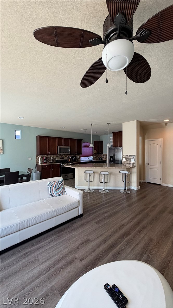 6097 Atlantis Dream Avenue Property Photo 4
