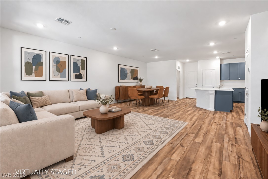 2691 Via Napoli Property Photo 3
