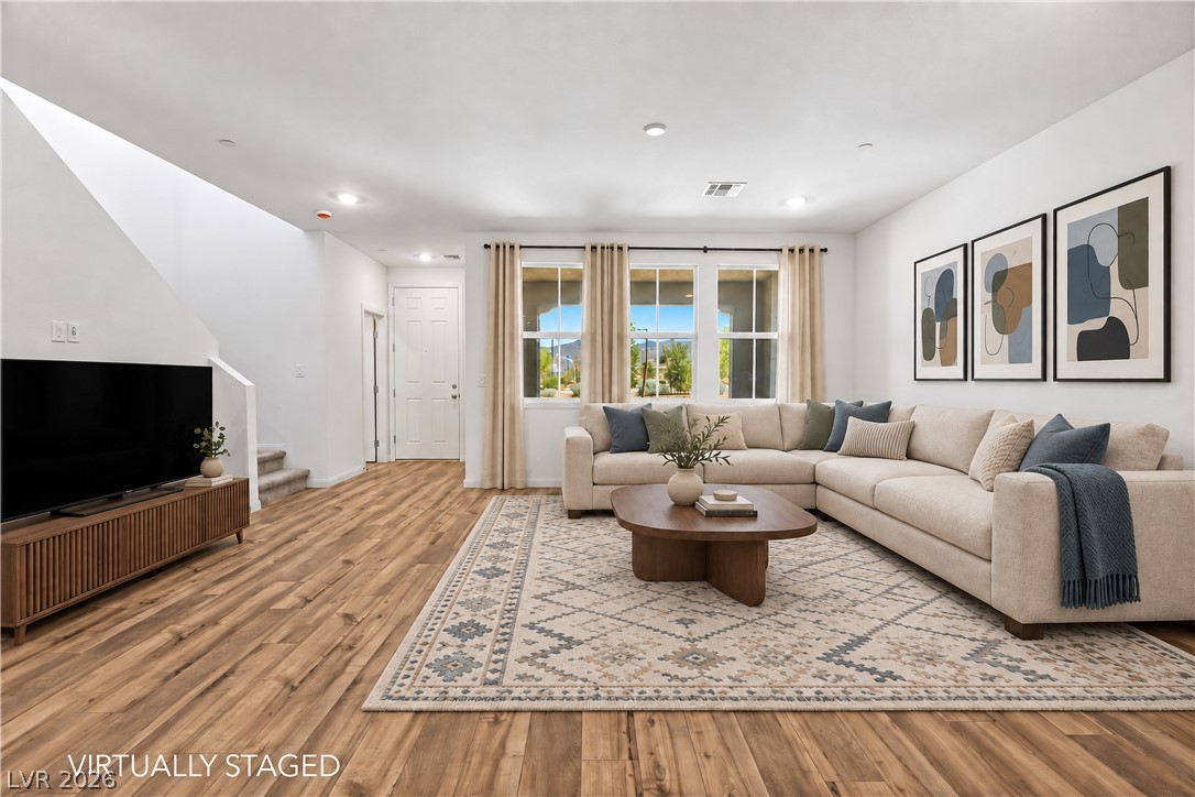 2691 Via Napoli Property Photo 5