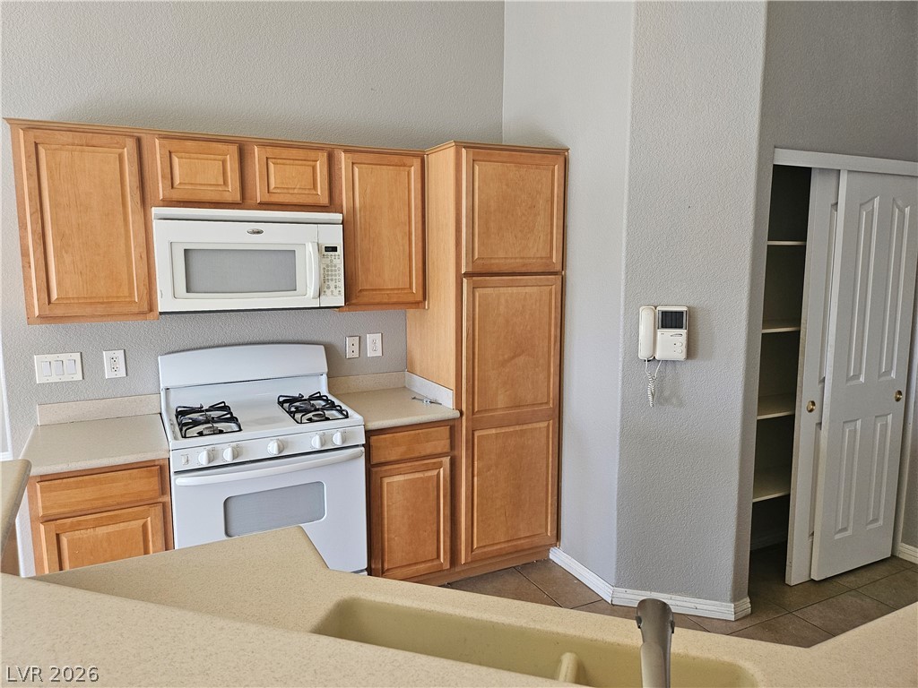 10653 Petricola Street 101 Property Photo 7