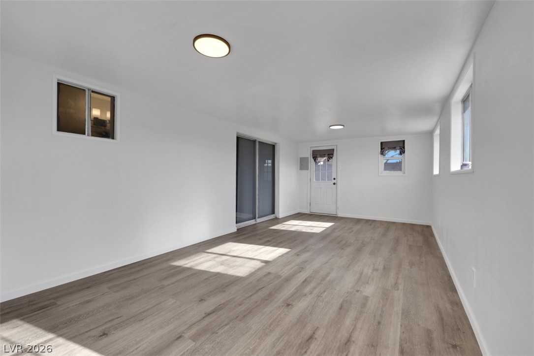 932 North Major Avenue Property Photo 15
