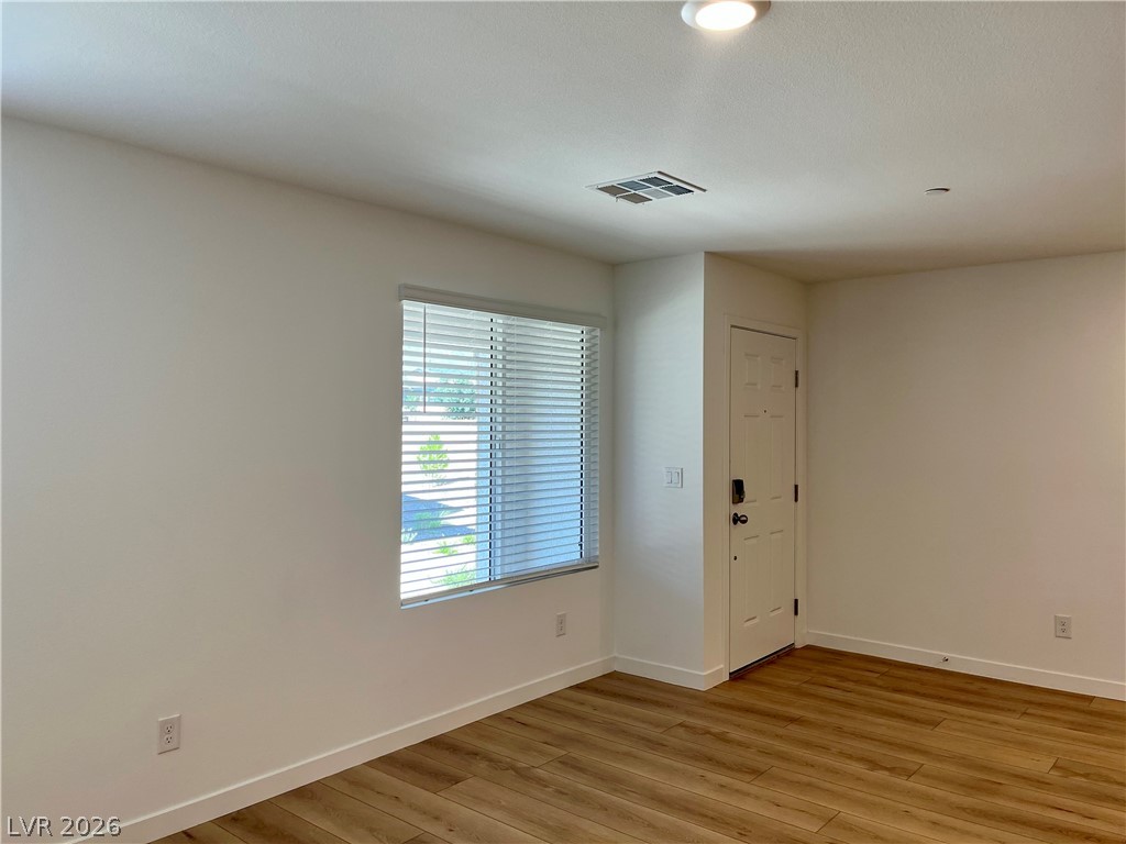 10777 Evelyn Yard Court Property Photo 5