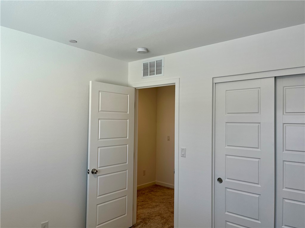 10777 Evelyn Yard Court Property Photo 32